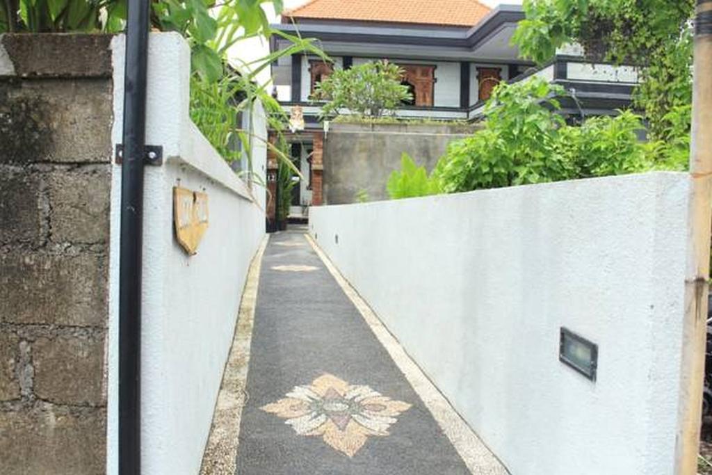Lucky Family Villa Ubud  Exterior photo